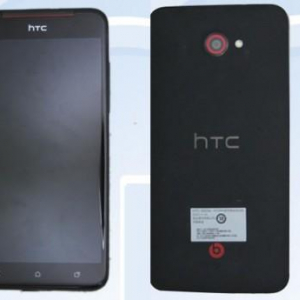 HTC X920e（HTC J Butterfly/Droid DNAのグローバルモデル）の画像