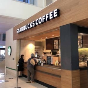 日本最南端・日本最西端「スターバックス」石垣空港店 訪問レポ