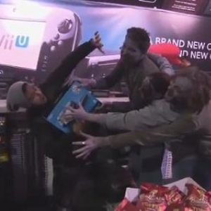 ロンドンで『WiiU』が発売開始でお祭り騒ぎの異常事態　先着100名にNewマリオUと好きなゲーム1本プレゼント