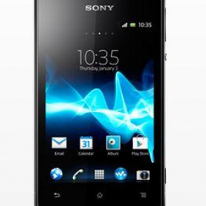 Xperia Eの欧州価格は€159前後（約17，000円）、Xperia E dualは€169前後（18,000円）