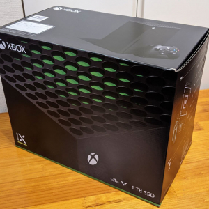 マイクロソフトの次世代ゲーム機「Xbox Series X」開封フォトレビュー　外箱・筐体外観・コントローラーをチェック