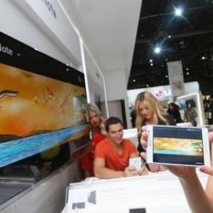 CES 2013：LG、Optimusスマートフォン向け新機能「パノラマノート」を発表