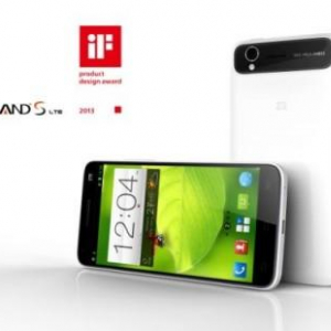 CES 2013：ZTE、スマートフォンの新フラッグシップ『ZTE Grand S』を発表、5インチフルHDディスプレイ、Snapdragon S4 Pro 1.7GHzクアッドコアを搭載