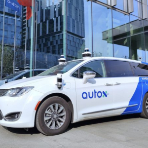 中国AutoXが完全無人の自動運転車を使った配車サービスを深センで開始！