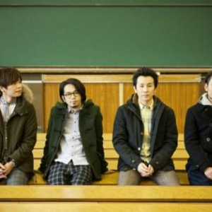 アジカン、デビュー10周年記念の横スタ2デイズ公演決定!　映像作品も