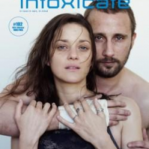 フリーマガジン〈intoxicate〉102号発行、表紙は映画「君と歩く世界」