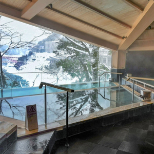 【週末おこもりステイ】宇奈月温泉やまのはで雪景色に癒やされる