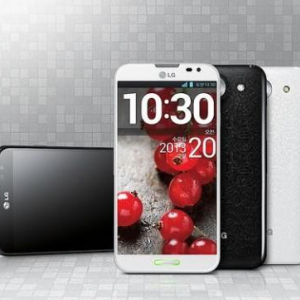 LG、Optimus G Pro韓国版向けにバリューパックアップデートを4月中旬より配信、ユーザーが画面から目をそらすと動画の再生を一時停止する「スマートビデオ」機能などの新機能を追加