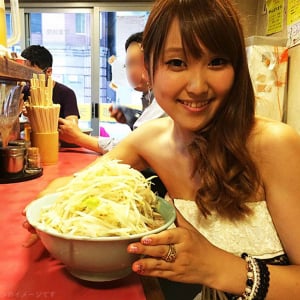 【悲報】ラーメン二郎のラーメンが仕様変更 / 店主も苦悩「多少の仕様変更等をご容赦下さいませ 泣」