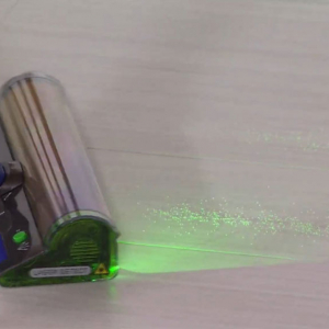 ダイソンがレーザー照射でホコリを可視化するコードレス掃除機「Dyson V12 Detect Slim」を発売