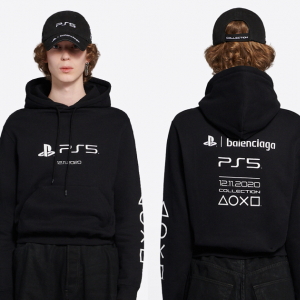 売り切れ注意！PS5 × BALENCIAGA！コラボデザインのTシャツとパーカーが販売開始！