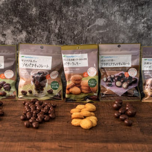 チョコもクッキーも糖質10g以下！ファミマから“ロカボシリーズ”が新登場