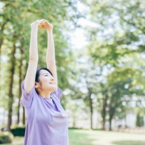 「お客様は神様」「おもてなし」が元凶？接客ストレスから心を守る方法