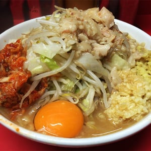 【衝撃】ラーメン二郎の店主は怖いと思われているのか？ バイト募集で異例のコメント「店主怖くないです」