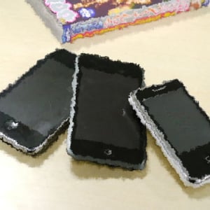 ケータイ持ってるけどiPhoneも欲しい！ でもちょっと待った！