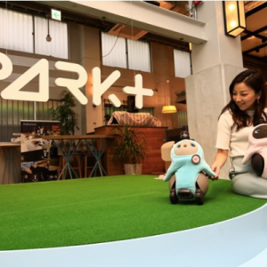 癒やしのロボット大集合！ 新たな暮らしの発信拠点「PARK+」が渋谷にオープン