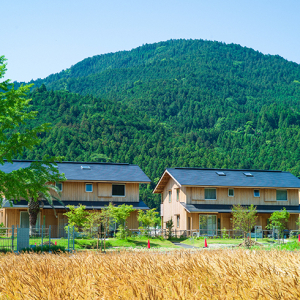 徳島県神山町で最先端の田舎暮らし！子育て世代が主役の「大埜地の集合住宅」