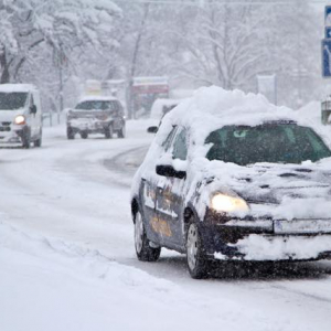 【雪にまつわる豆知識5選】豪雪都市世界一・雪かき・雪道ドライブ・雪虫