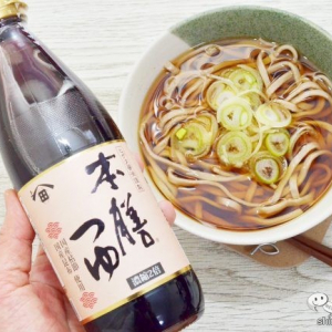 お家で手軽に贅沢な味！ 万能調味料『本膳つゆ』なら割るだけでお蕎麦が一級品の味♪