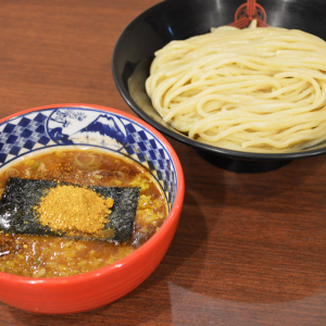 三田製麺所の夏季限定新作「黄金灼熱つけ麺」を食べてみたら地獄を見た！ 7月1日から発売