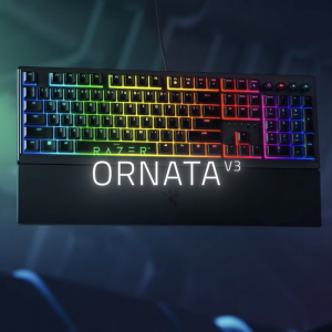 もちろん光るのでご安心を。初めてのゲーミングキーボードにも最適な「Razer Ornata V3」登場！
