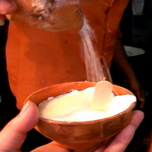 インドの路上で売ってる手作りヨーグルトを食べた結果