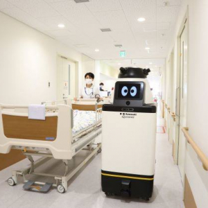 大学病院でロボットが検体搬送。混雑した院内でも自律移動