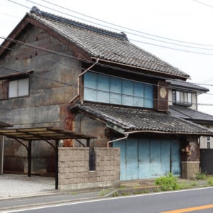 「空家特措法」施行から7年、空き家問題はどうなった？ 実家の相続方針は早めに検討を