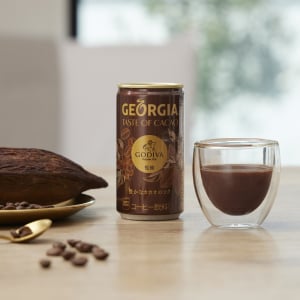 ジョージア×ゴディバのコラボ缶コーヒー「GEORGIA TASTE OF CACAO」新登場