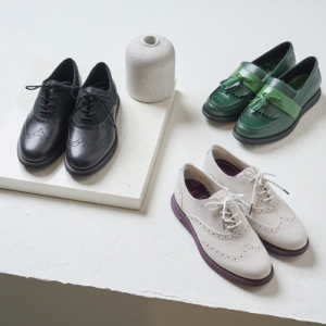 履き心地もバッチリなこの秋の主役級シューズ。「emmi×Cole Haan」のコラボアイテムは見逃せない