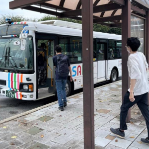 AIが障害物を検知し、回避。埼玉工大、大型自動運転バスをスクールバスに導入