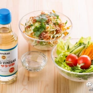 お酢の味わいが七変化!? ロングセラー商品の『サラダ酢』で自分好みのオリジナルドレッシングを作ろう！