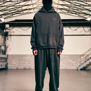 BTS・ジョングクの兄が展開するアパレルブランド「GRAFFITIONMIND」が待望のセカンドブランド「GRFT」を「60%」で先行発売開始