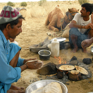 インドの砂漠で食べたカレーが激ウマだった件