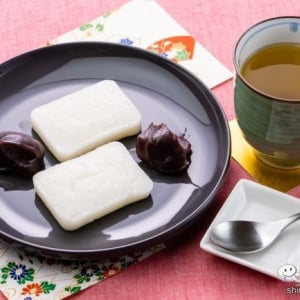 お正月、お孫さんと一緒にお餅の風味を味わえる！ なめらかな食感の『ソフリお餅風ムース30』をおためし！