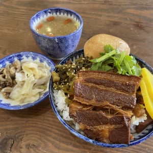 東京の魯肉飯屋『貯水葉』で台湾の国民食・魯肉飯を食べた結果