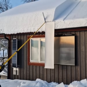 大きな角砂糖みたい！スウェーデンで行われた雪下ろし作業が満足感高くてずっと見ていられる！！【海外・動画】