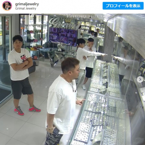マイアミの宝石店が監視カメラに映る客の映像を公開 →侍ジャパンの選手達だった