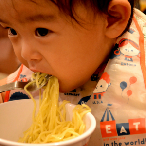 ラーメン店経営者「ラーメン屋が良く書いてもらおうとラーメン評論家に媚びる事で偉くなったと勘違いしてるモンスター評論家がいる」