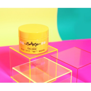 カーリーヘア専用ブランド「Curly Me」から、くせ毛を活かす「カールクリーム」が登場