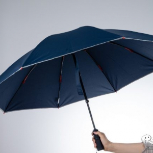 ワンタッチで自動開閉ができる！ 充電式の折りたたみ傘『スマートジェイオート第二世代』をおためし♪