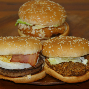 マクドナルドの「平成バーガー」をぜんぶ食べた結果→ 平静を保てない→ 提案