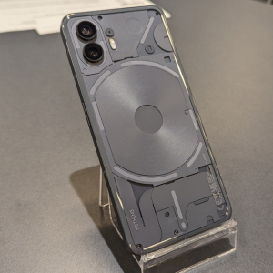 Nothingが透明スマホ新モデル「Nothing Phone (2)」を発表　Snapdragon 8＋ Gen1搭載のプレミアムモデルながら価格は7万9800円から