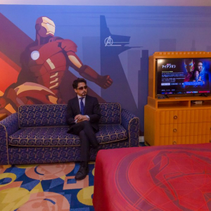 ディズニーアンバサダーホテル「マーベルスペシャルルーム“アイアンマン”」体験レポート！　ファン必見の特別アイテムも