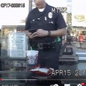 ロサンゼルス市警察、『ポケモン GO』に夢中で強盗事件の援護要請を無視した警察官の映像を公開
