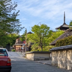 紅葉シーズンでタクシーが激稼げる京都！深刻な運転手不足の観光地においでやす！
