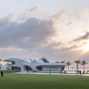 世界の名建築を訪ねて。国際的建築家集団MADによる彫刻のようなパビリオン「The Cloudscape of Haikou（海口クラウドスケープ ）」/中国・海口市