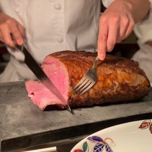 とろけそうなローストビーフに鉄板実演メニュー牛肉のブレゼまで、美味しい料理が食べ放題！浦安ブライトンホテル東京ベイ「カシュカシュ」の冬メニュー　店舗改装前にいかが