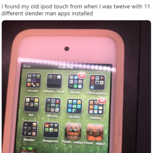 12歳の時に使っていたiPod touchを発見 →スレンダーマンのアプリが11個もインストールされてた