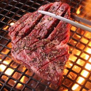 【埼玉県・茨城県】ちょっとずついろんな焼肉を楽しめる「廻転レーン焼肉いっとう」に春の新メニュ登場！